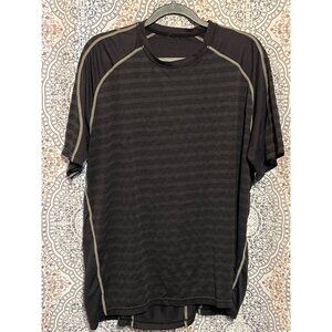 Avalanche Mens Striped Athletic T-Shirt L Black & Gray Moisture-Wicking Short Sl
